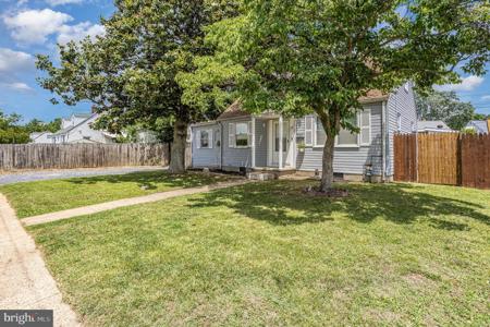 3429 LOGANVIEW