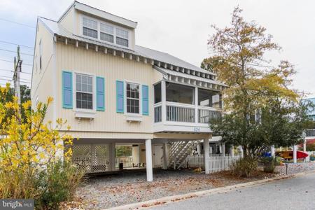 634 SANDY POINT ROAD