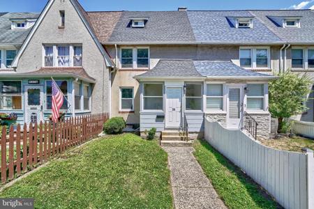 35 ADMIRAL BOULEVARD