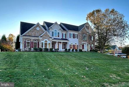 1643 CARNOUSTIE DRIVE