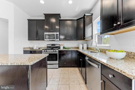 8115 MEADOWGATE CIRCLE