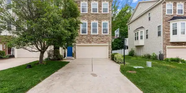 232 MOHEGAN DRIVE