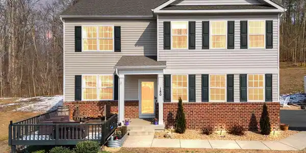 180 PINEWOOD ROAD