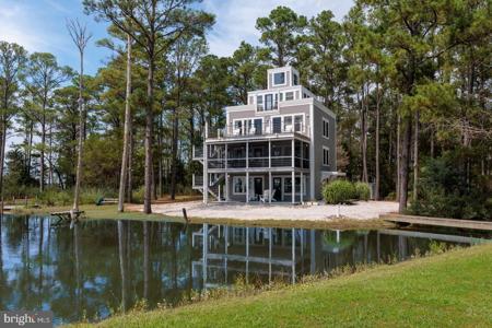 1307 BROADVIEW DRIVE