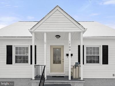 1709 LESLIE ROAD