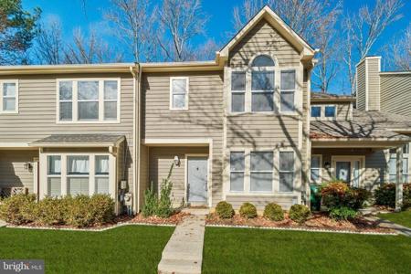 6 ASHFORD COURT