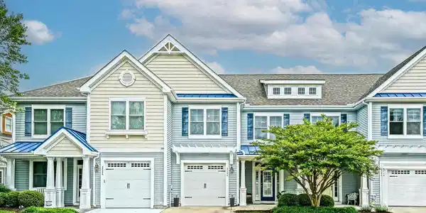 35254 PILOTBOAT DRIVE
