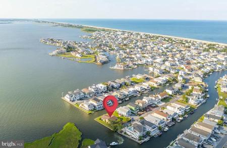 61 BAYSIDE DRIVE
