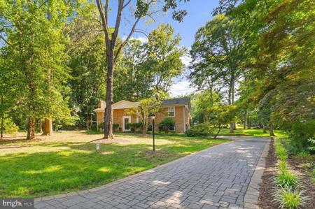 176 CARDAMON DRIVE