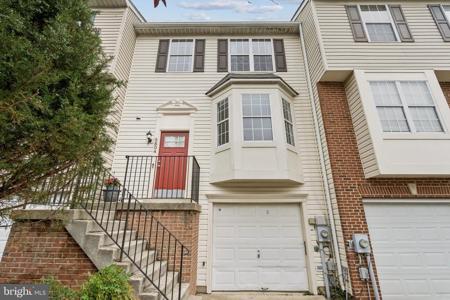 5804 MONMOUTH COURT