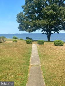 8589 BAY ROAD