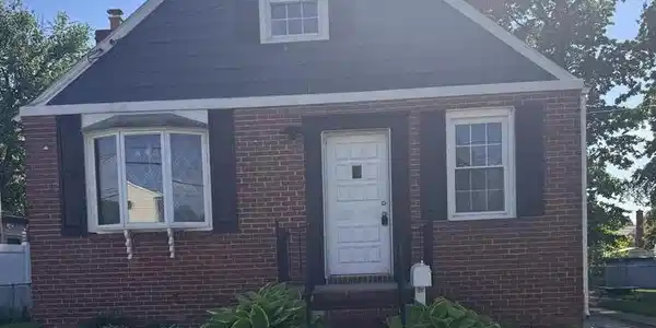 422 MARGARET AVENUE