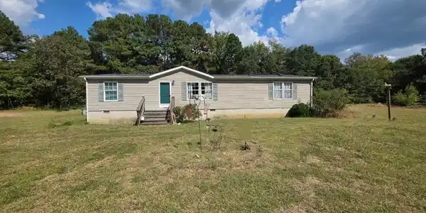 8217 HURLEYS NECK ROAD