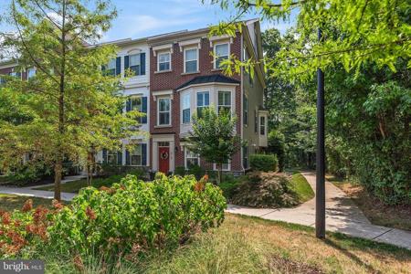 219 VANGUARD LANE