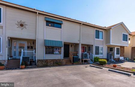 13514 HOLLY LANE