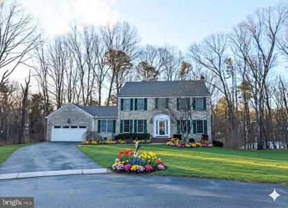 743 LIVE OAK DRIVE