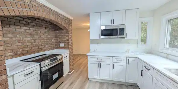 1019 ISABELLA DRIVE