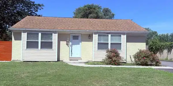 20 MONTICELLO BOULEVARD