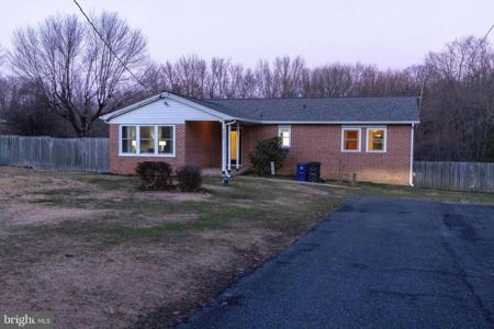 327 N EARLTON ROAD