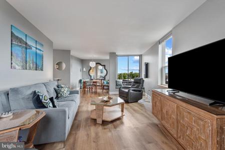 316 BURNSIDE STREET