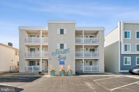 411 BAYSHORE DRIVE