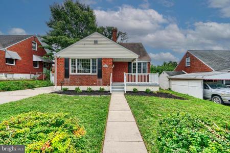 1813 WEYBURN ROAD