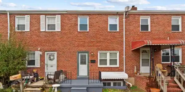 8146 DEL HAVEN ROAD