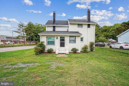 616 HUBERT STREET