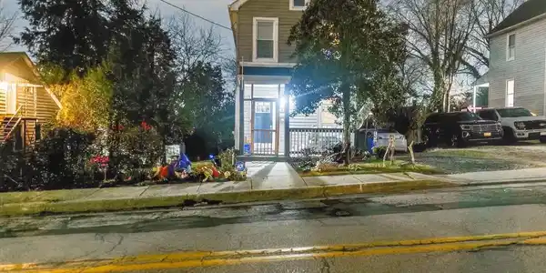 31 3RD AVENUE