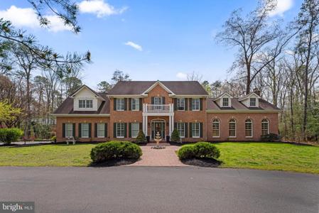 301 STURTONS LANE