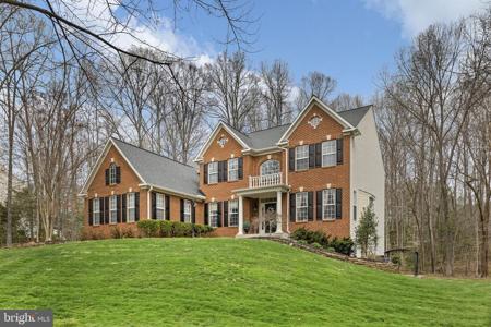 42 MEADOWBROOK LANE