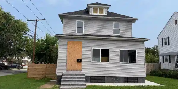 14 3RD AVENUE
