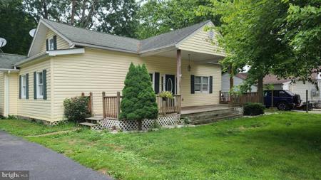 410 TASKER LANE