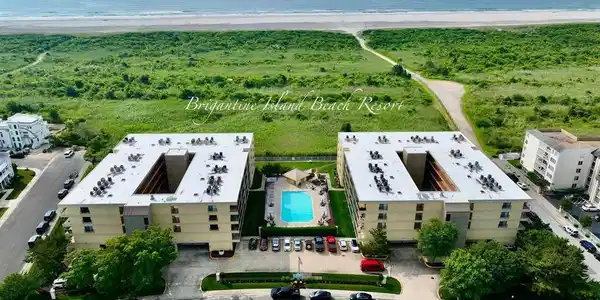 4540 W BRIGANTINE AVE