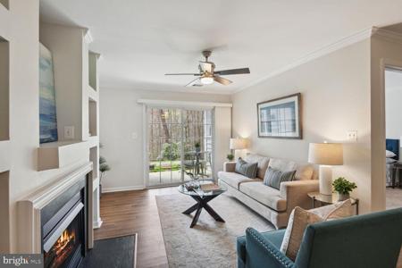 2155 SCOTTS CROSSING COURT