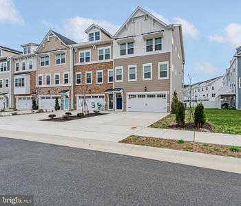 12437 OAK LEAF LANE