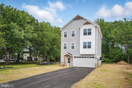 1621 HOLLY TREE ROAD