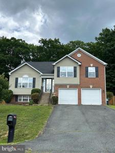 45 BLOOMINGTON LANE