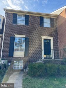 808 DE FRANCEAUX WAY