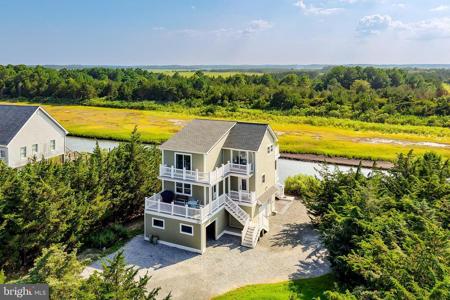 1803 BAY SHORE DRIVE