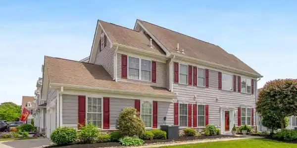 201 ST ANDREWS DRIVE