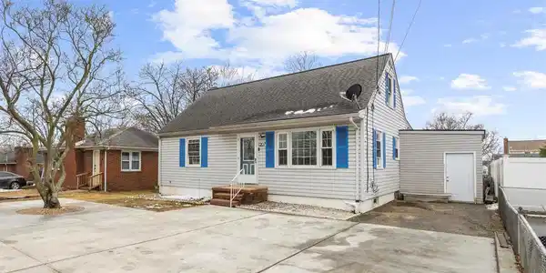 1207 LORRAINE AVENUE