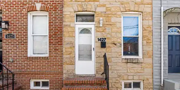 1427 OLIVE STREET