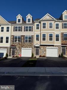 231 SULLIVAN LANE