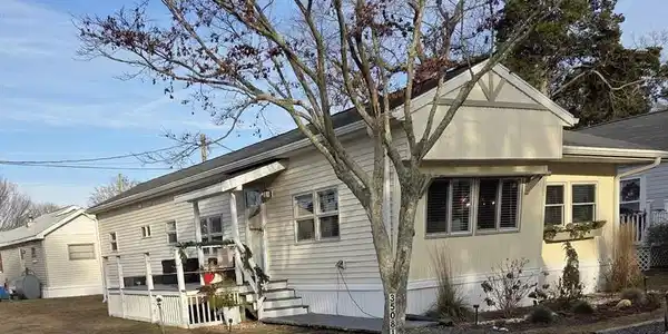 35081 CEDAR LANE