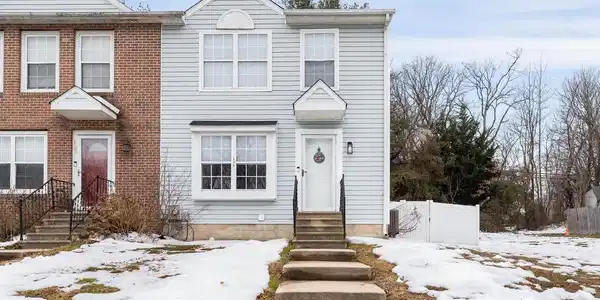 135 MAHOGANY DRIVE
