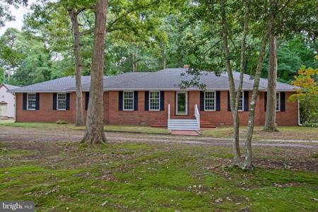 4517 CEDAR NECK ROAD