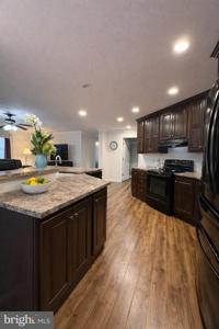 1 GARDEN DR