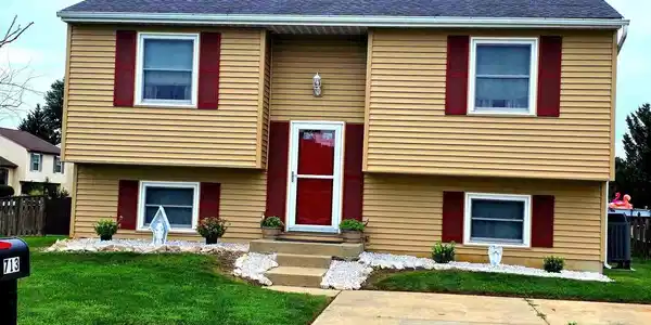 713 CEDAR CREST COURT