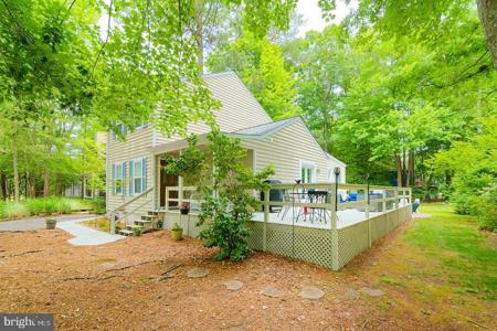 13 COLUMBIA AVENUE